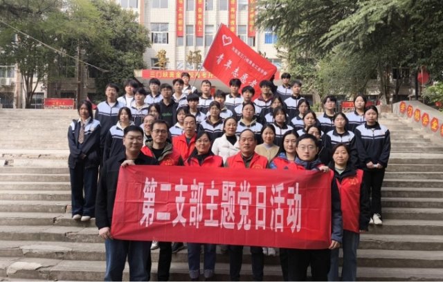 遇見(jiàn)綠水青山 共建碧綠江河