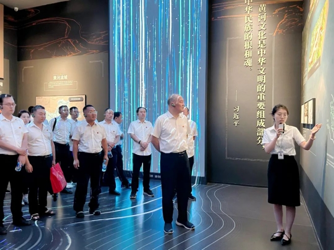 我校,舉行,慶祝,建黨,104周年,暨,“,兩優(yōu)一先, . 我校舉行慶祝建黨104周年暨“兩優(yōu)一先”表彰大會(huì)